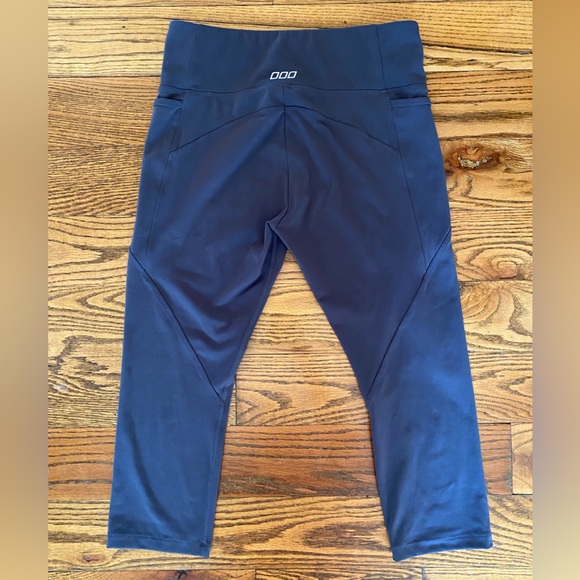 Lorna Jane Amy Gray Leggings - Size M - Picture 2 of 5